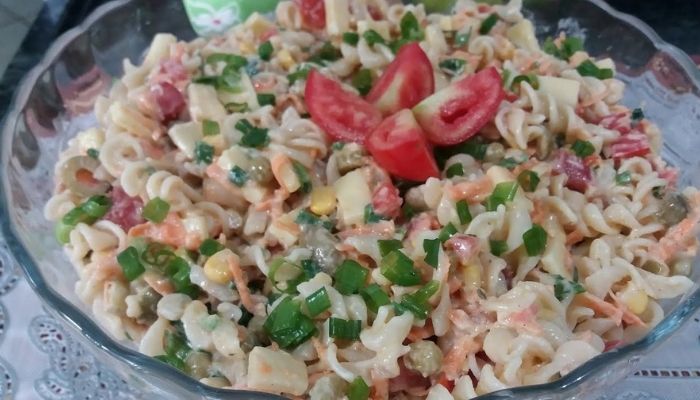 Salada de Macarrão com Atum, Simples e Deliciosa