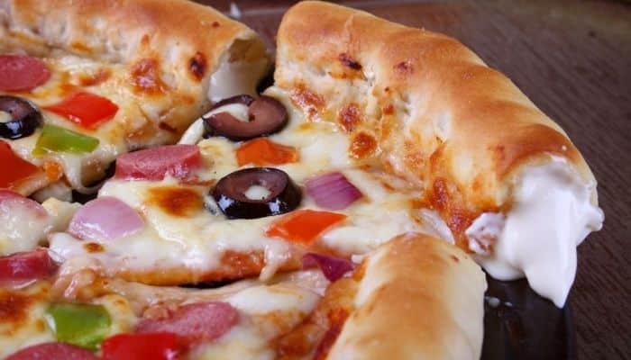 Pizza com Borda Recheada, Recheie ao Seu Gosto
