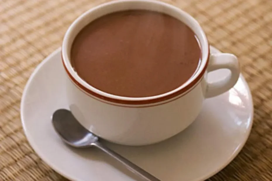 O truque para deixar seu chocolate quente cremoso