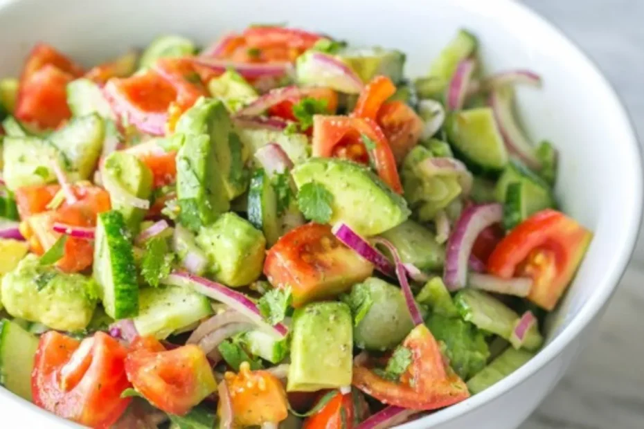 Salada de Abacate, Saborosa e Prática.